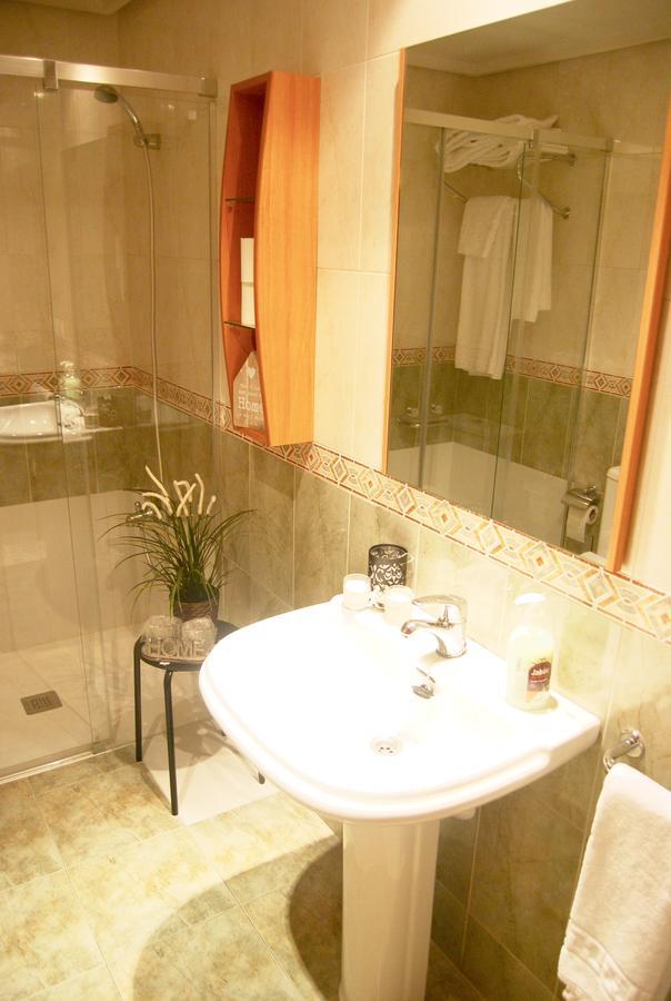 Apartamentos Turisticos Arch León Zewnętrze zdjęcie